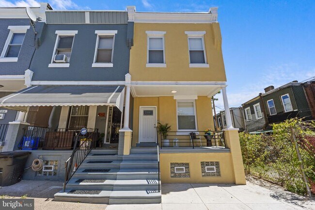Building Photo - 1310 Narragansett St