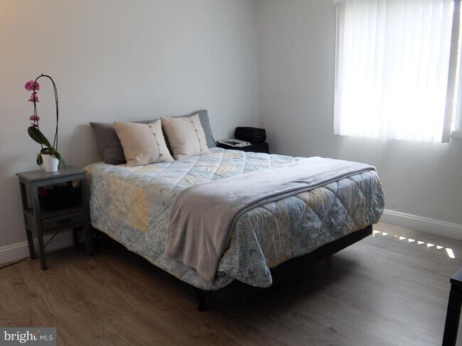 Building Photo - 5307 Ravens Crest Dr