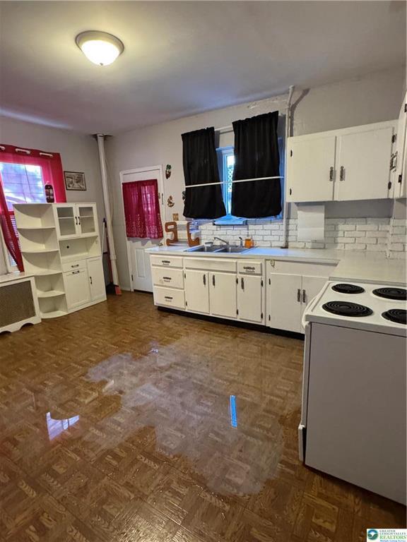 Building Photo - 352 W Bertsch St