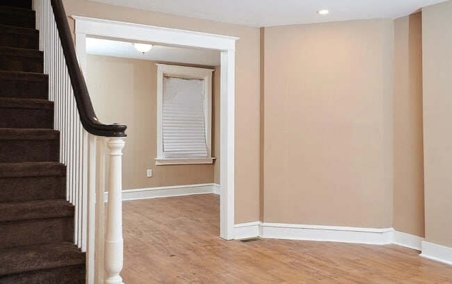 Building Photo - 4846 Stenton Ave