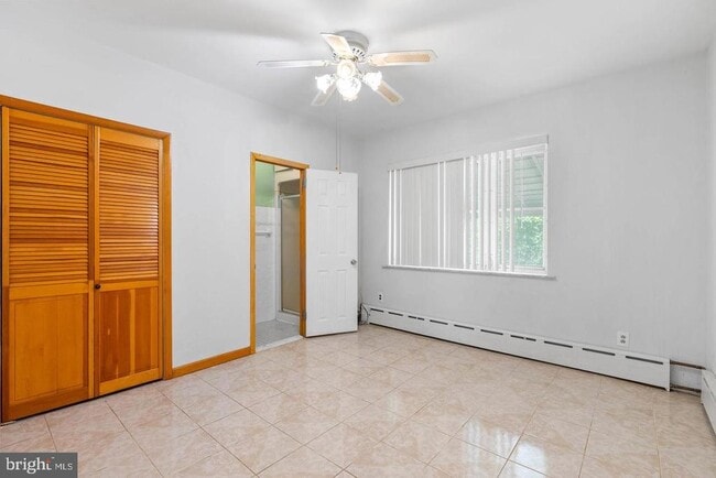 Building Photo - 7146 Tulip St