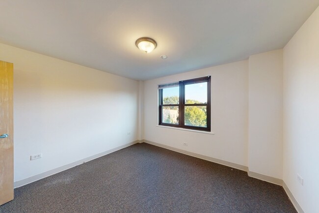 Floorplan - 1400 E. 57th Street
