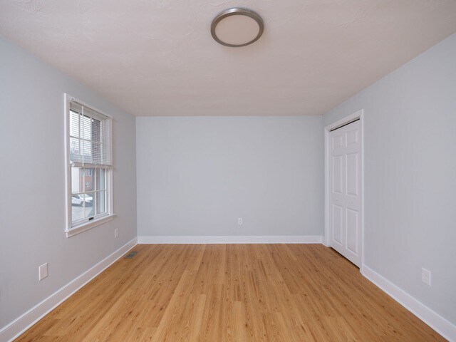 Building Photo - 8 Eugene Way