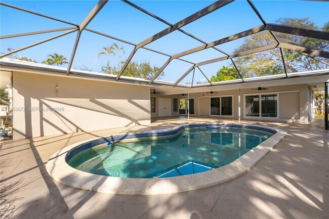 Building Photo - 13905 SW 78th Ct