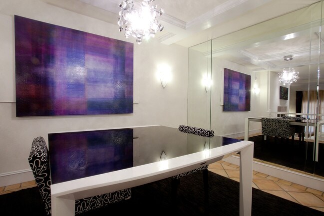 Building Photo - 450 Elmwood Dr