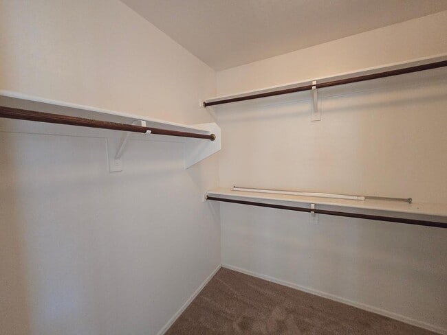 Building Photo - 1977 E Emily Ln