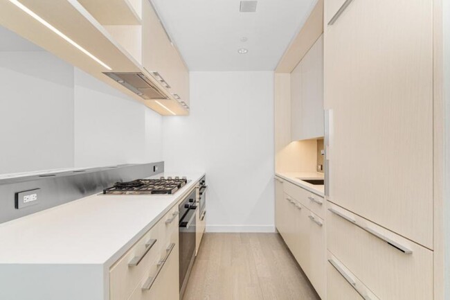 Building Photo - 1 bedroom in New York NY 10002