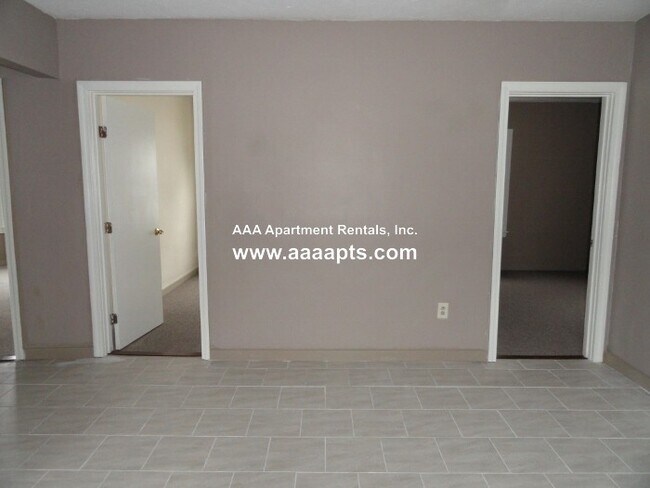 Building Photo - 108 Lyme St