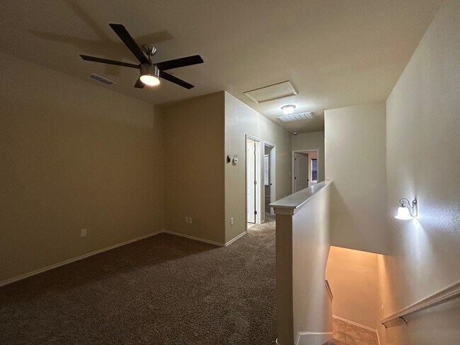 Building Photo - 5012 Lost Hills Trail