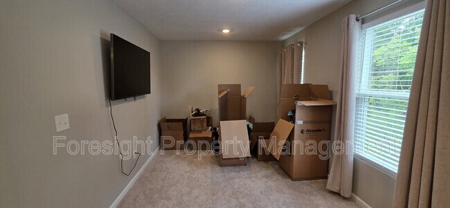 Building Photo - 653 Mill Stone Dr