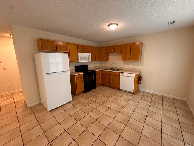 Building Photo - 119 Premiere Ct