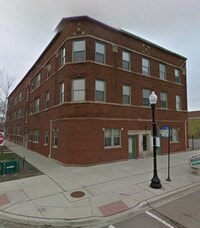 Building Photo - Madison Renaissance (SMALL)