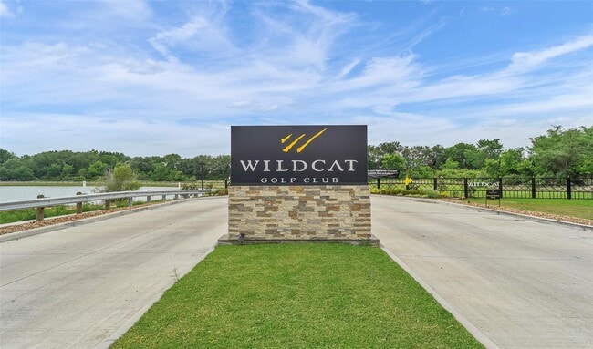 Building Photo - 2013 Kirby Landing Dr