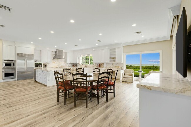 Building Photo - 477 S Beach Rd