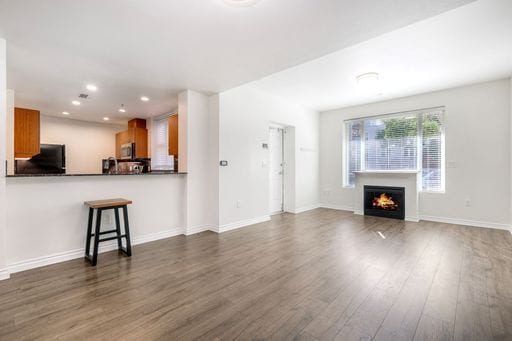 Building Photo - San Diego- Downtown- La Vita – Little Italy Condo- Split Level Style New Year Move In Special