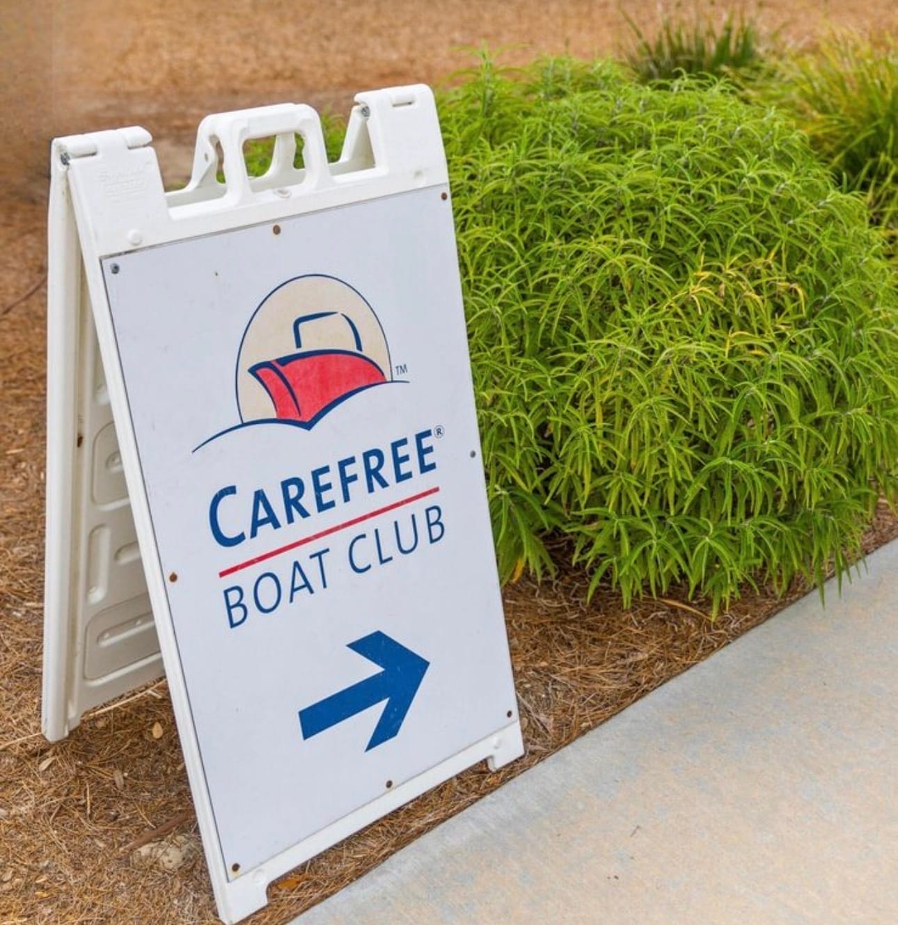 Boat rental and club membership. - 107 Etta Way