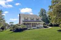 Building Photo - 35 Salters Farm Rd