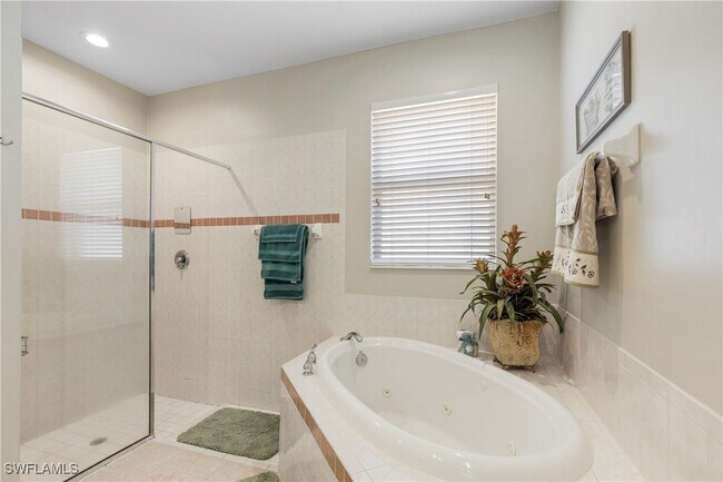 Building Photo - 1785 Sanctuary Pointe Ct