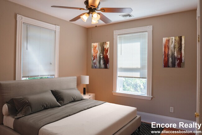 Building Photo - 1 Parker Hill Terrace