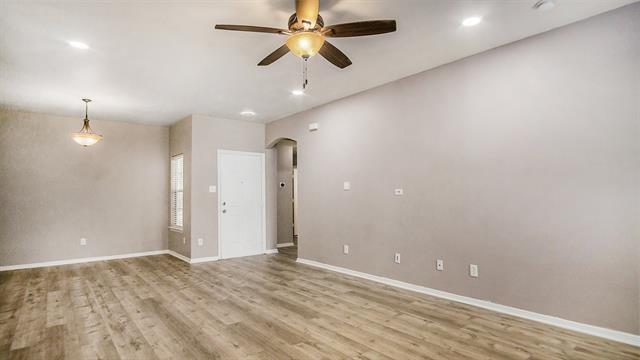 Building Photo - 1108 New Meadow Dr