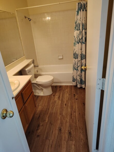 Building Photo - 2243 Aspen Mirror Way