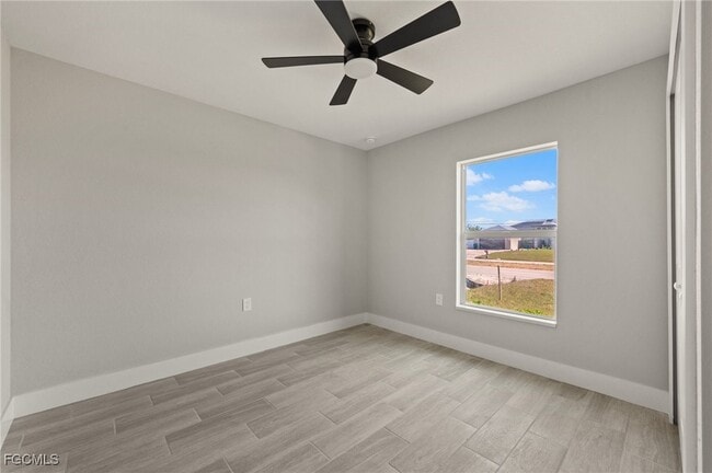 Building Photo - 1422 NE 19th Pl