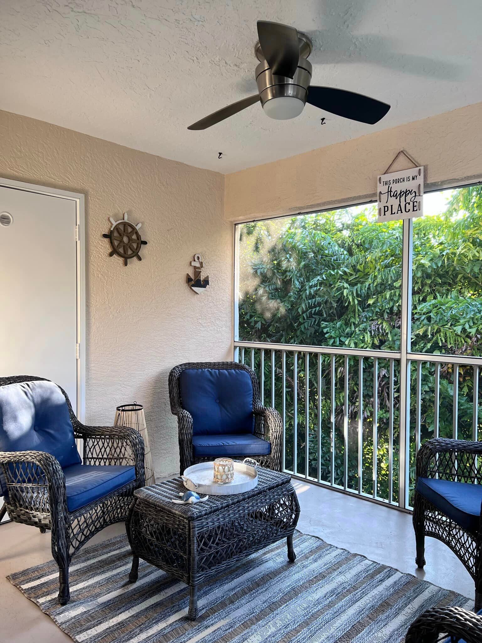 Lanai - 6655 Huntington Lakes Cir