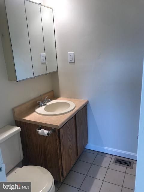 Building Photo - 9238 Jamison Ave