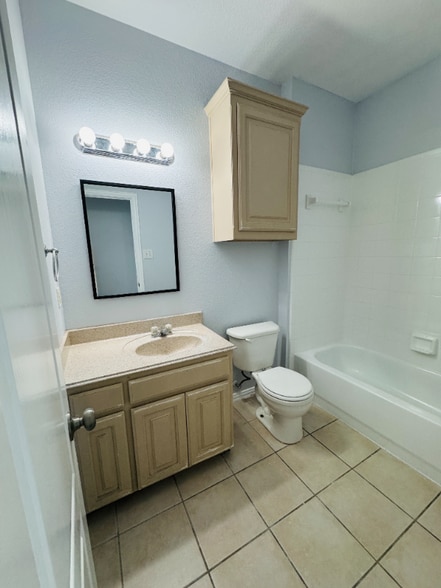 Building Photo - 5632 Blackmon Ct