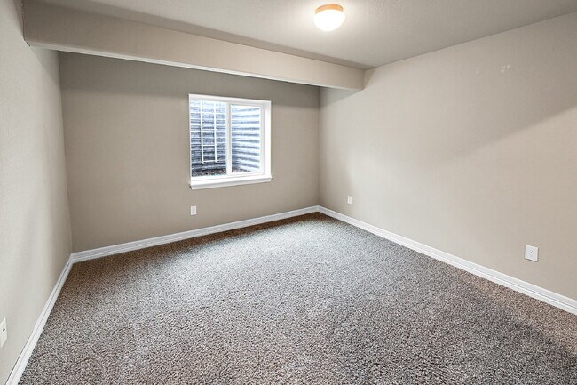 Building Photo - $2,550 - 4 Bed, 3 Bath Home in Colorado Sp...