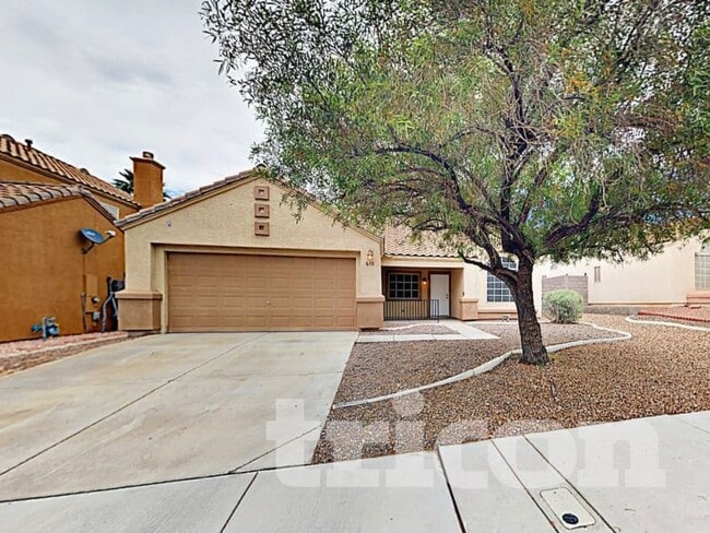 Building Photo - 610 Largo Azul Ave