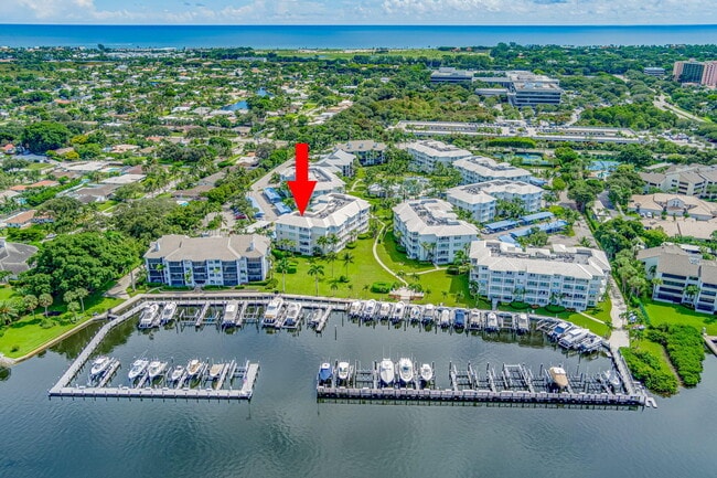 Building Photo - 444 Bay Colony Dr N