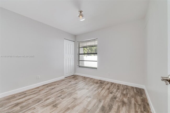 Building Photo - 11311 SW 134th Ave