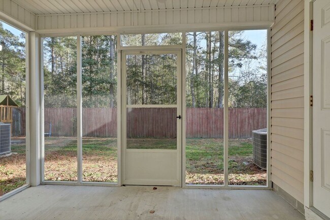 Building Photo - 1402 Old Folkstone Rd., Unit 2