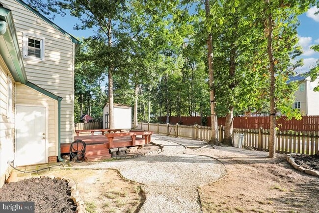 Building Photo - 15465 Golf Club Dr