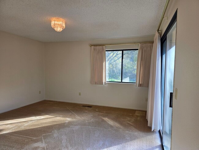 Building Photo - 6336 Stone Bridge Rd