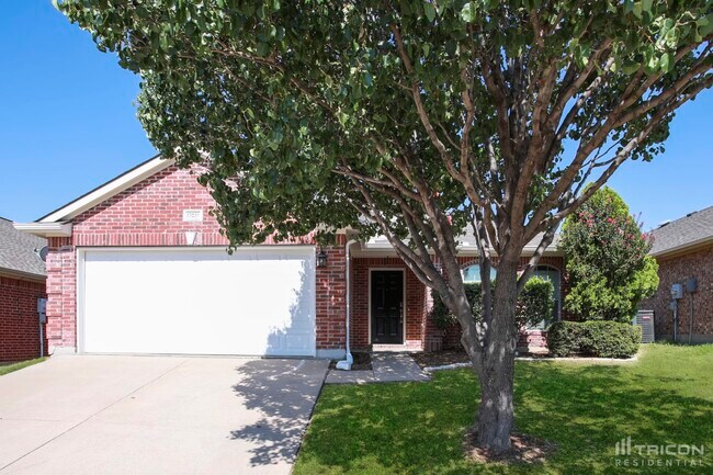 Primary Photo - 13233 Evergreen Dr