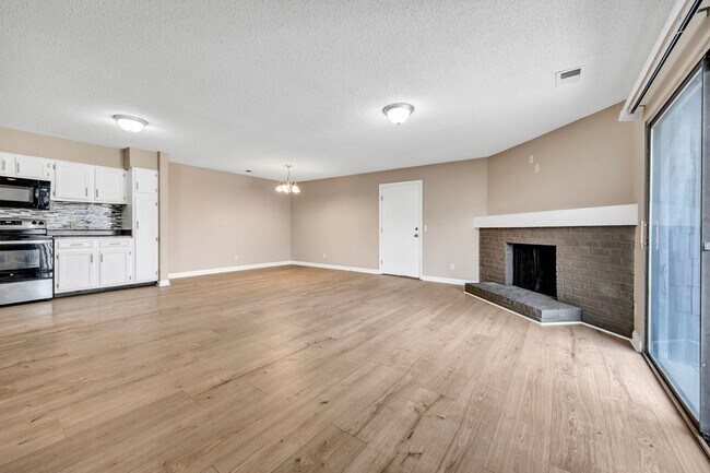 Building Photo - bg0724