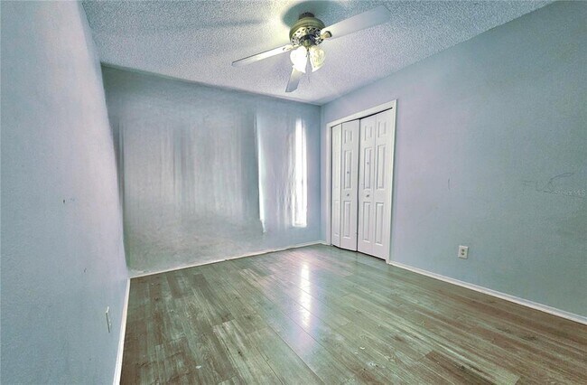 Building Photo - 4741 Alexis Dr