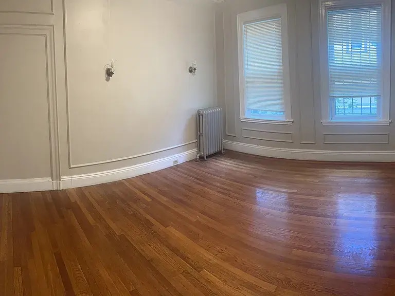 Building Photo - 40 Schuyler St