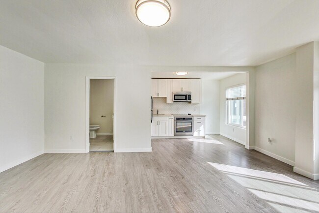 Floorplan - 245 Lee Street