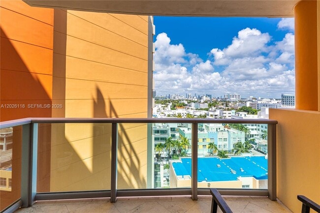 Building Photo - 1455 Ocean Dr