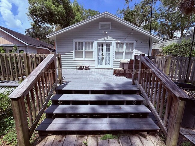 Building Photo - 2880 Olga Pl