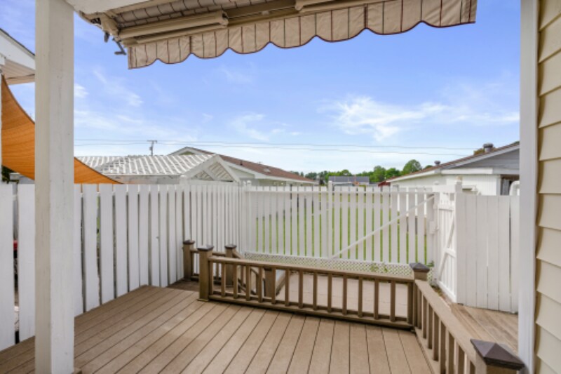 Building Photo - 3008 Church St