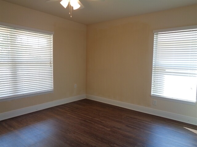 Building Photo - 14207 Edinburgh Moor Dr