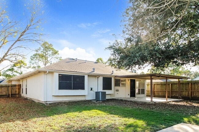 Building Photo - 3010 Twinleaf Dr