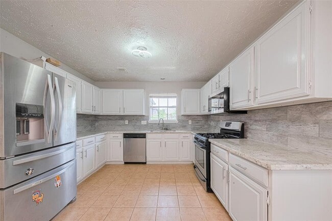 Building Photo - 9302 Bristlebrook Dr