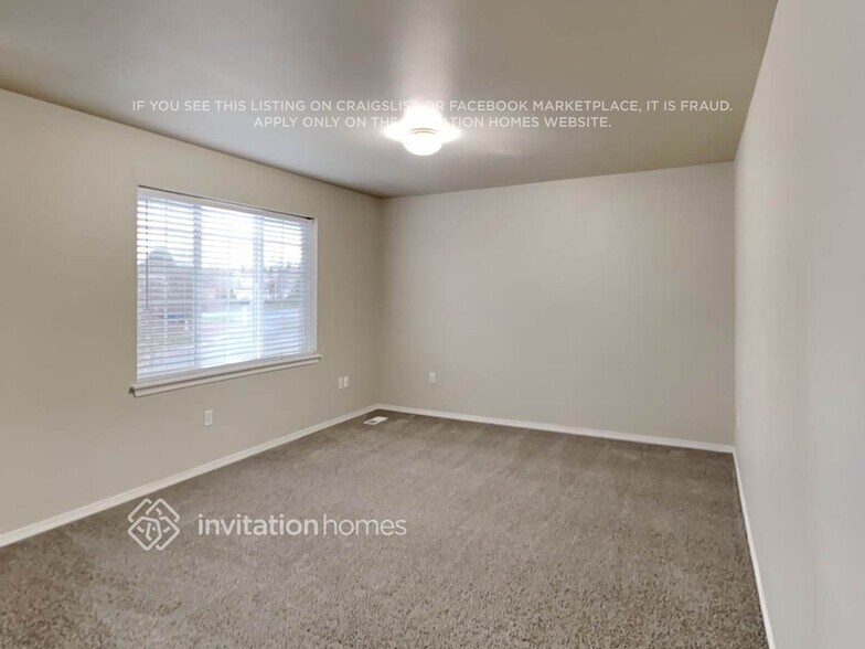 Building Photo - 21007 82nd St E