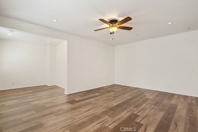 Building Photo - 8128 Wishing Well Ln