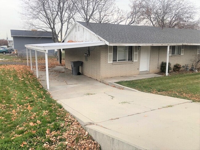 Building Photo - 505 W 1100 N